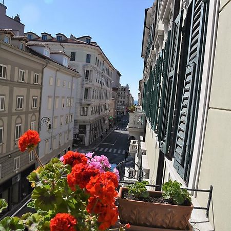 B&B Petra Триест Экстерьер фото